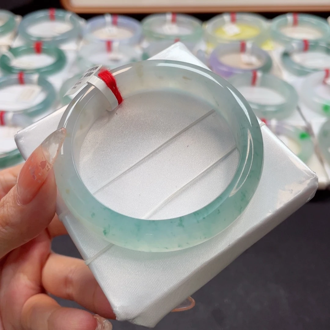 【闪购商品】翡翠手镯未镶嵌53.2冰润细腻种老冰底蓝花带洒金40号