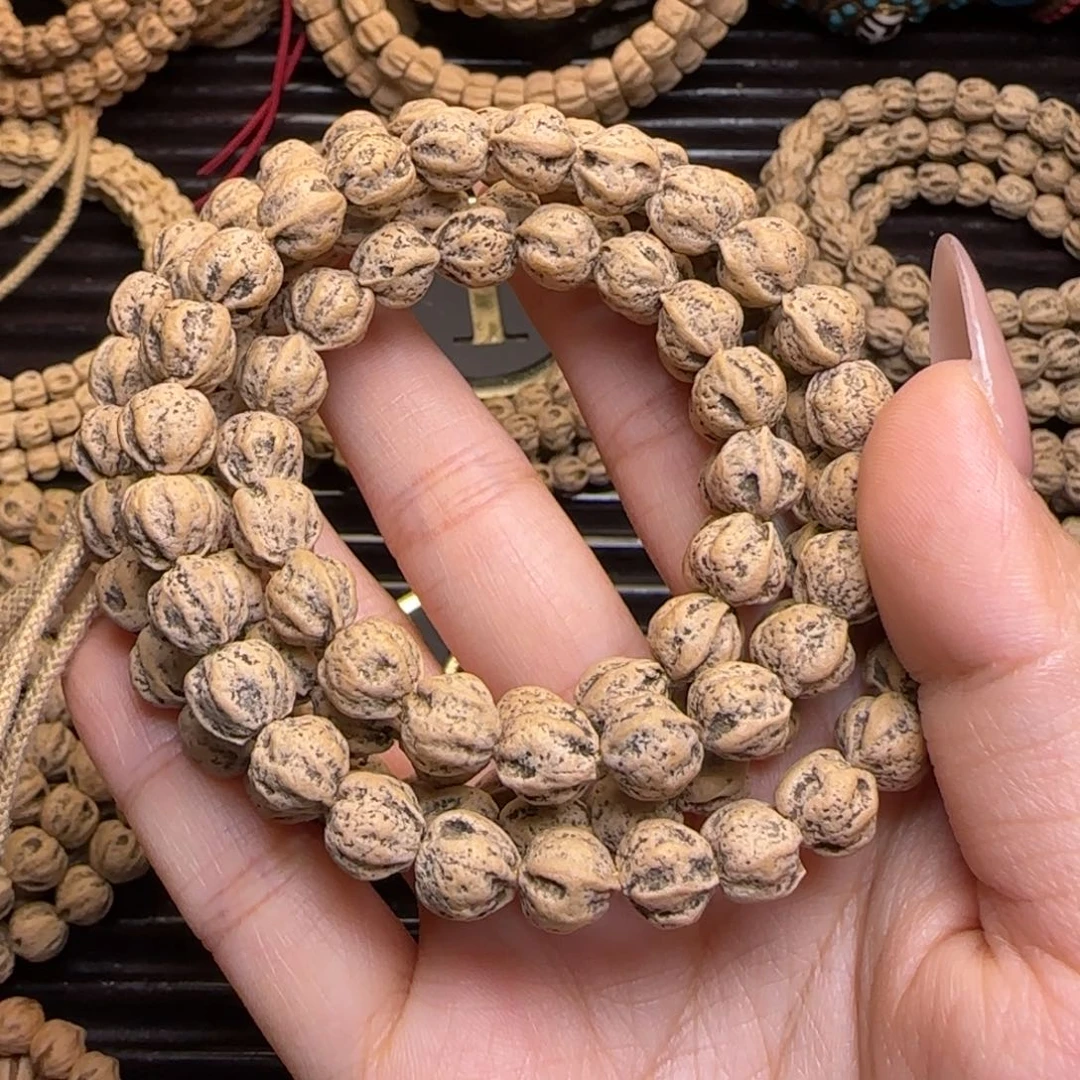 柏香籽/百香籽吊坠K***'