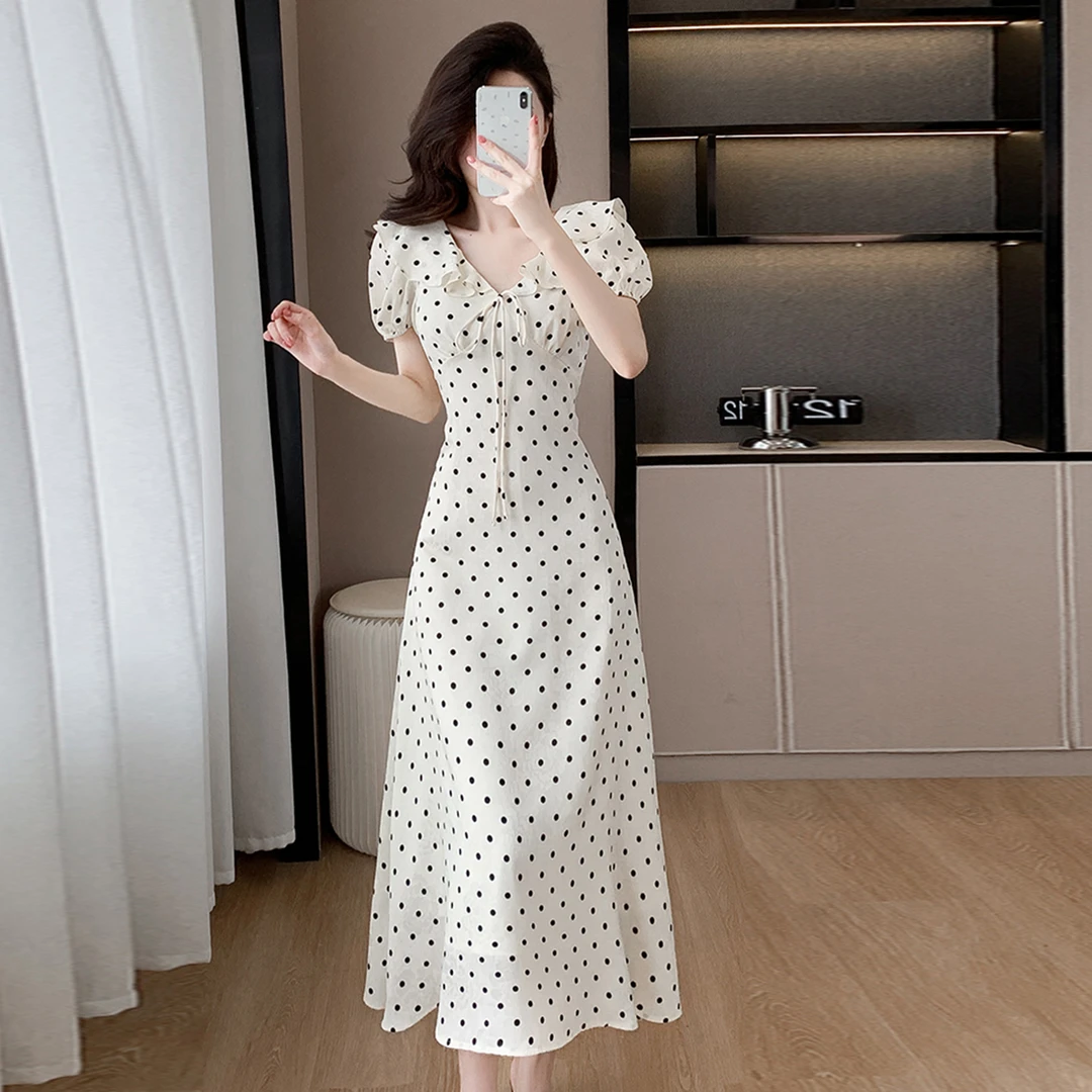 法式波点连衣裙女夏轻奢高级感2025新款泡泡袖甜美温柔风气质收腰