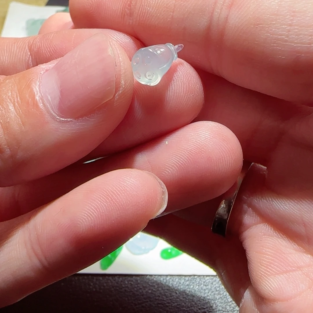 定制翡翠未镶嵌缅甸天然翡翠莲蓬