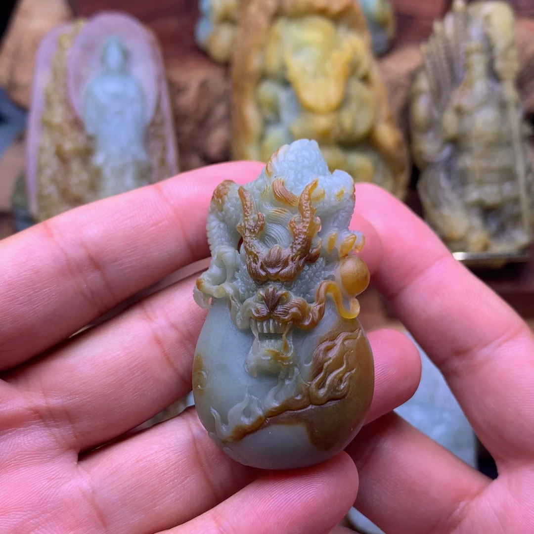 定制翡翠未镶嵌翡翠