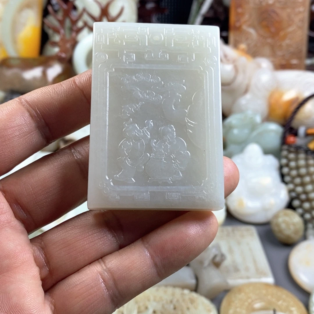 和田玉（糖玉）未镶嵌颈饰