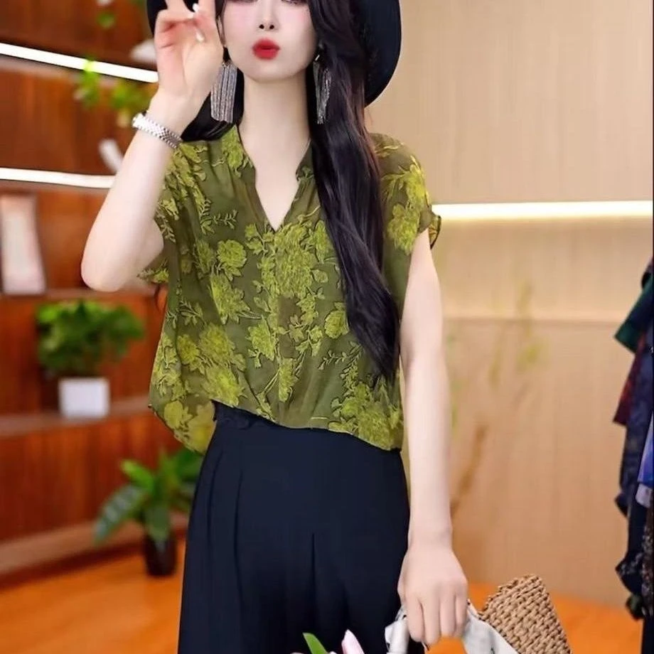 网红时尚爆款衬衫女2025夏季新款小众设计感优雅显瘦百搭减龄上衣