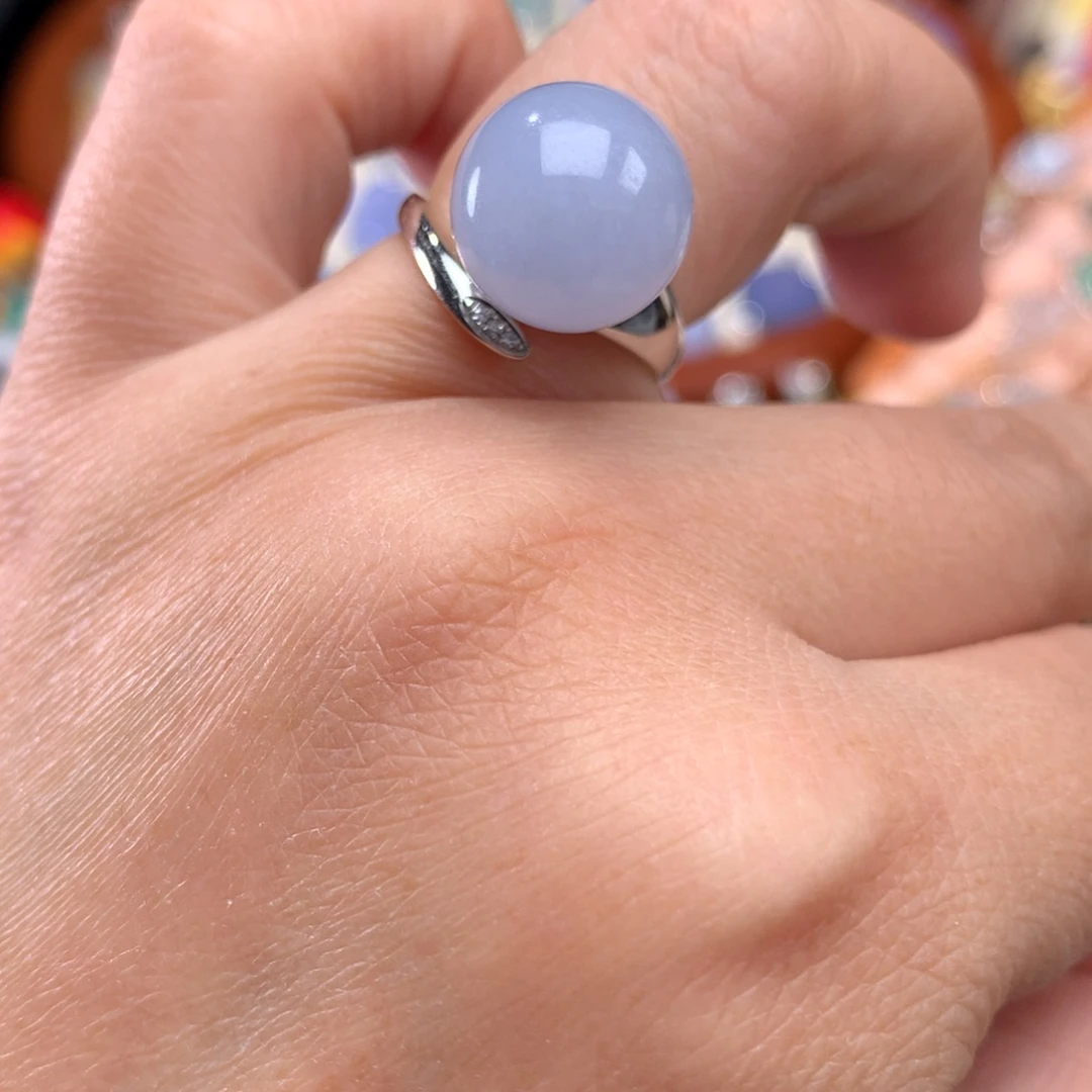 18K金镶嵌戒指翡翠圆珠戒指