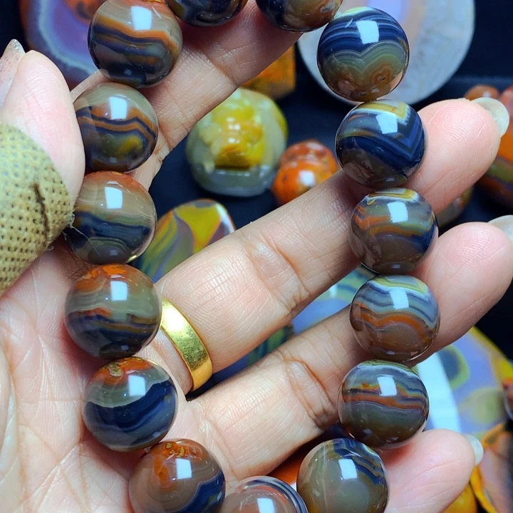 玛瑙/玉髓合金颈饰