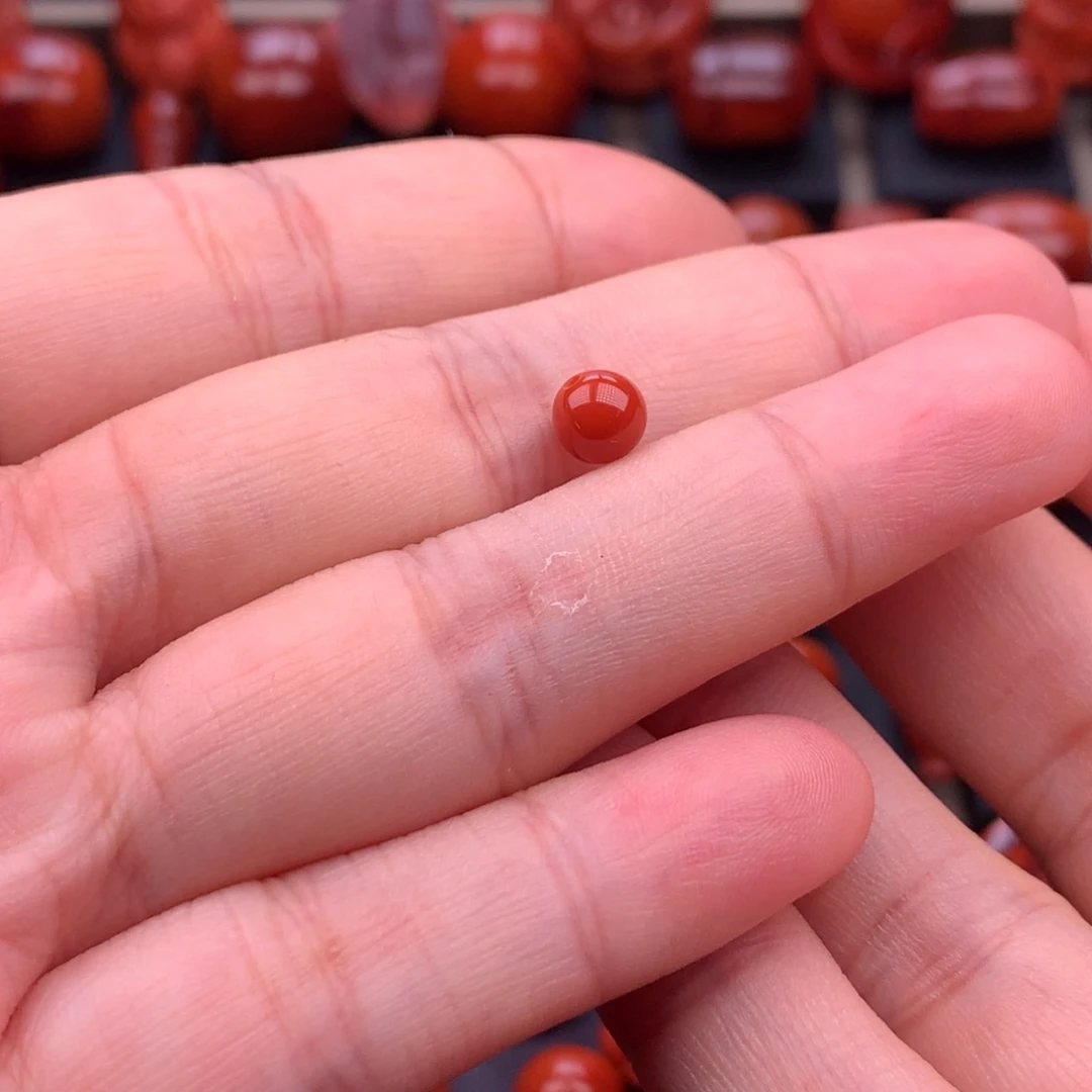 南红玛瑙未镶嵌川料原矿圆珠单珠6mm