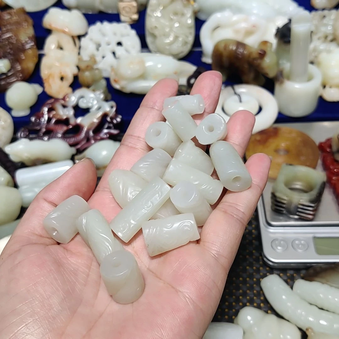 和田玉未镶嵌颈饰超*星