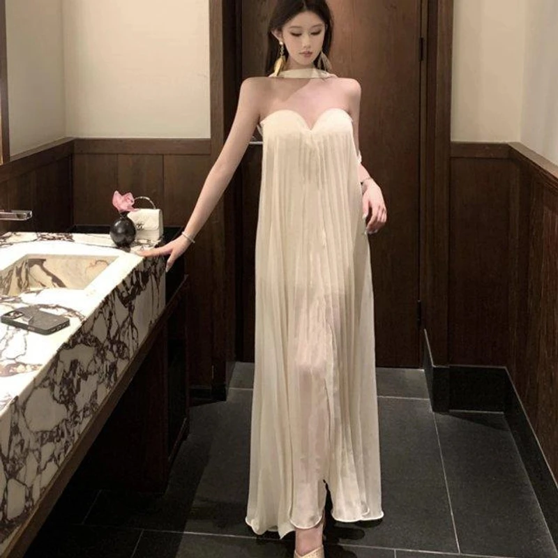 带胸垫压褶工艺淑女度假宽松连衣裙长款气质女神露肩度假宴会礼服