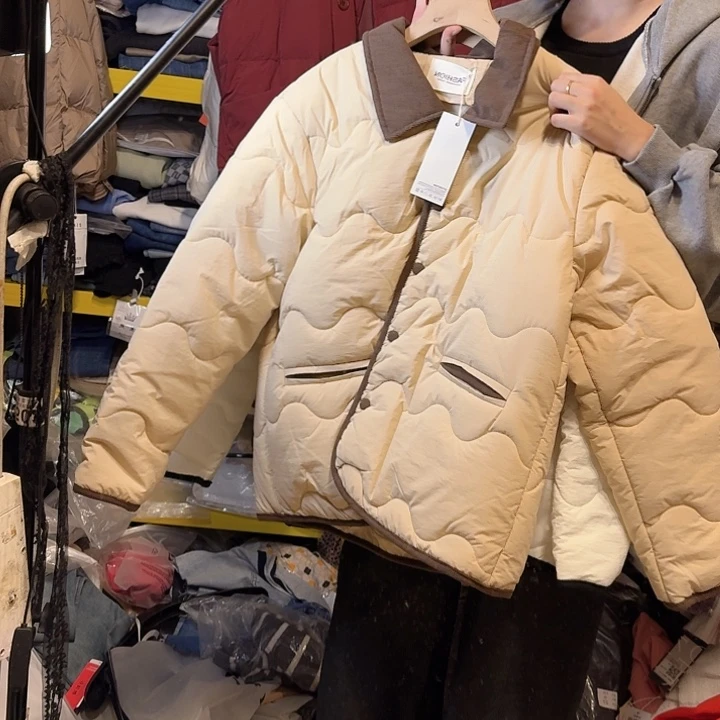 全新无暇奶咖色棉服s码