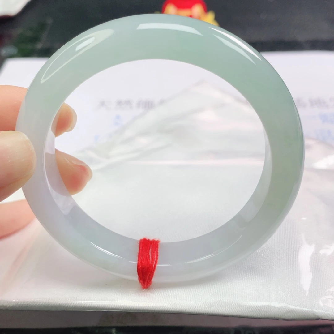 翡翠未镶嵌手镯正