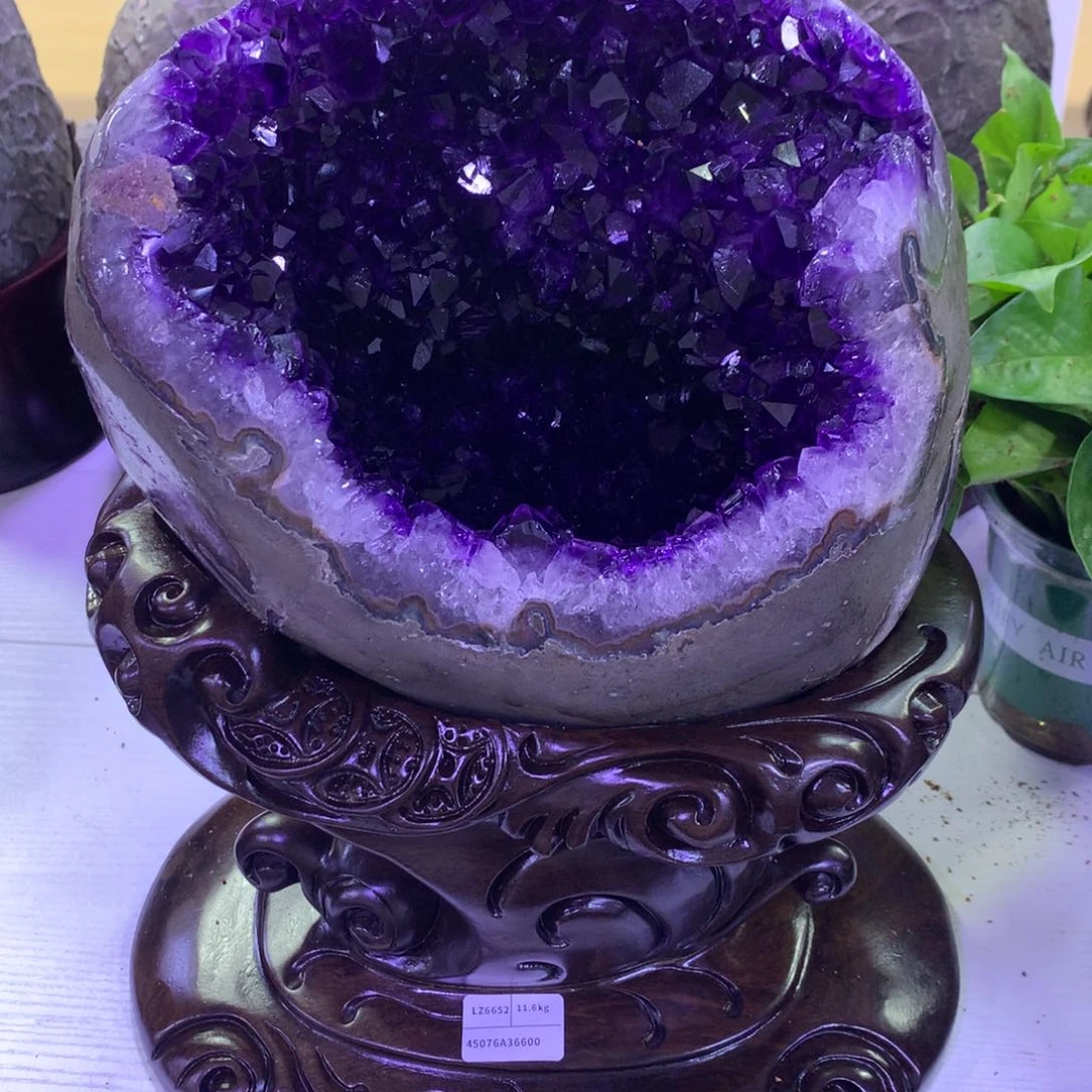 未镶嵌紫晶大型摆件（非配饰）我**柔晶