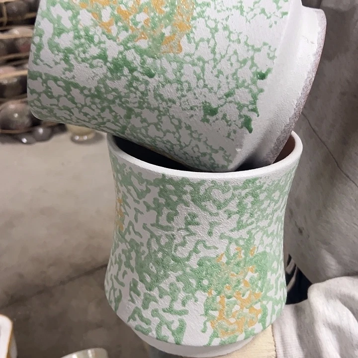 高度22厘米口20厘米