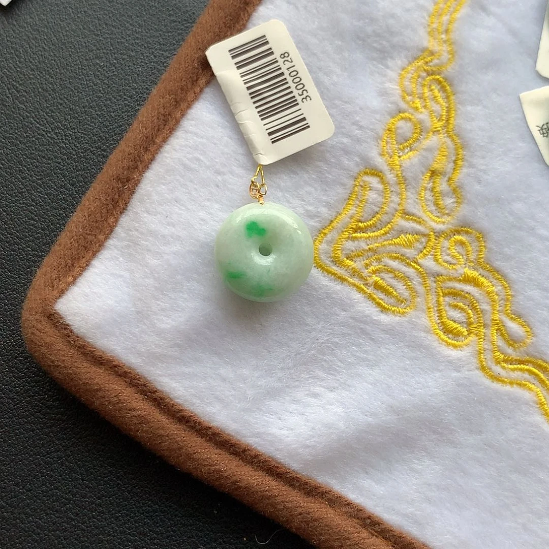 翡翠18K金镶嵌颈饰Aaa