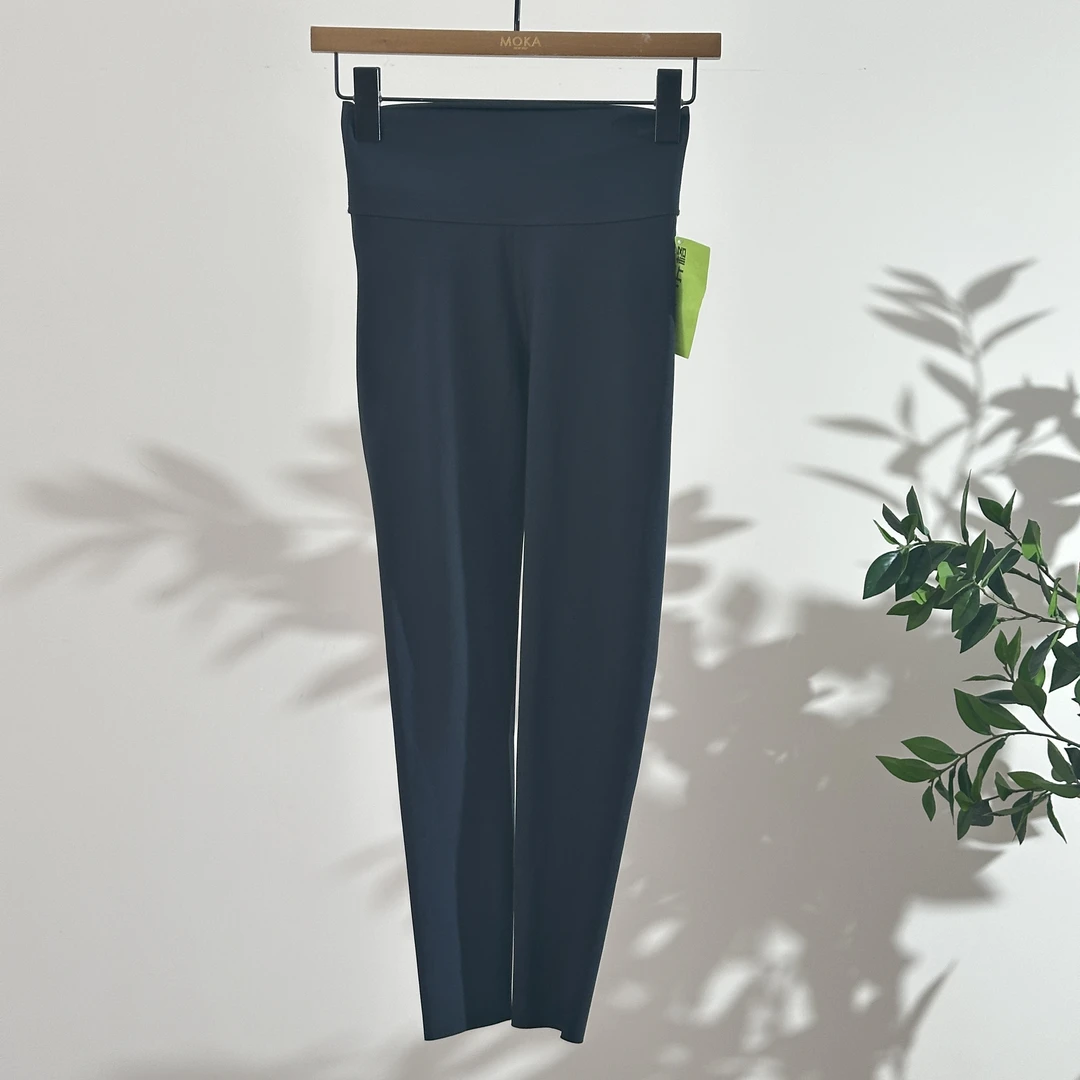 75%聚酯纤维25%氨纶女士裤子（A-19）