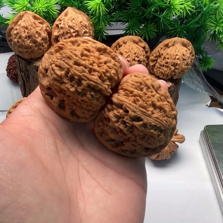 文玩核桃把件44全品南疆石