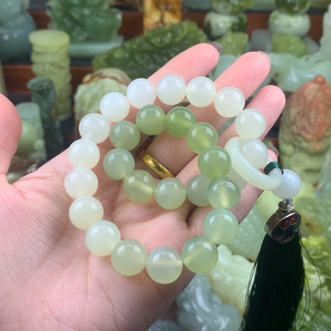 岫玉未镶嵌手把件