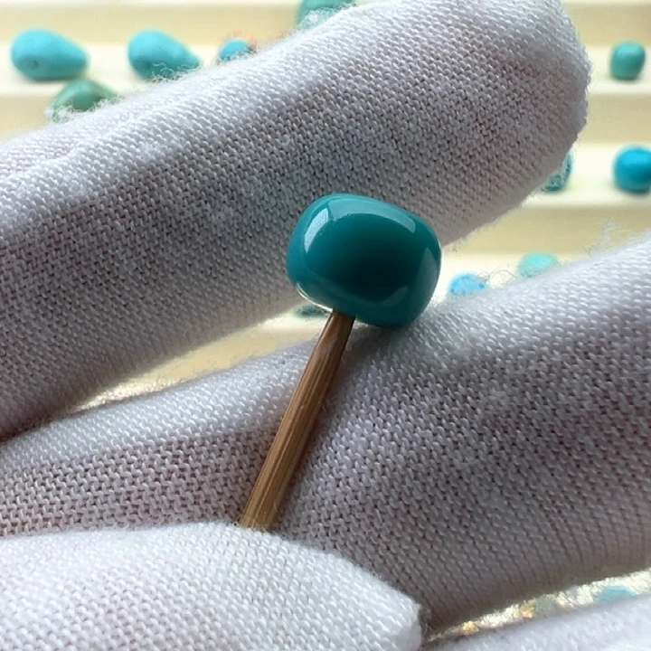 绿松石未镶嵌珠宝奇石8.9