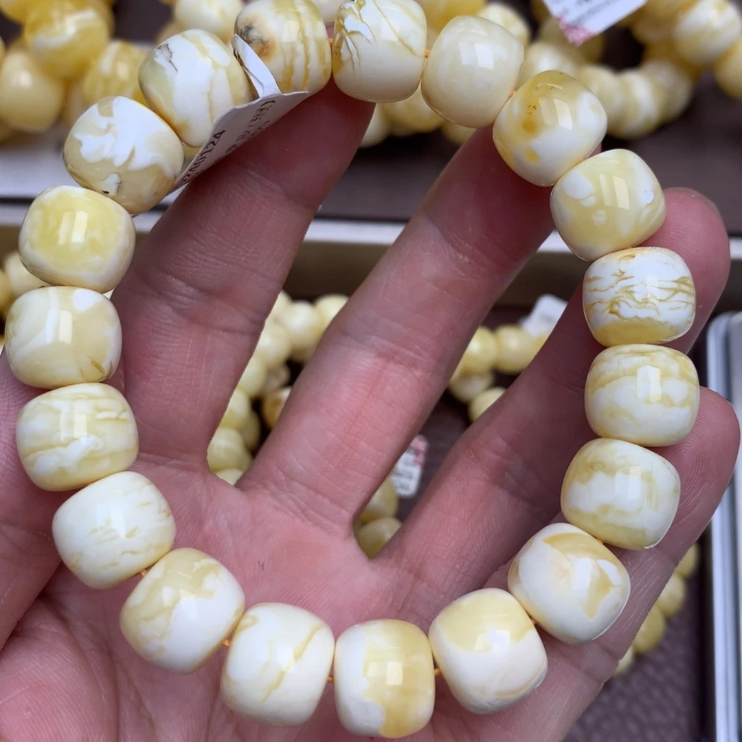 琥珀未镶嵌珠宝奇石10