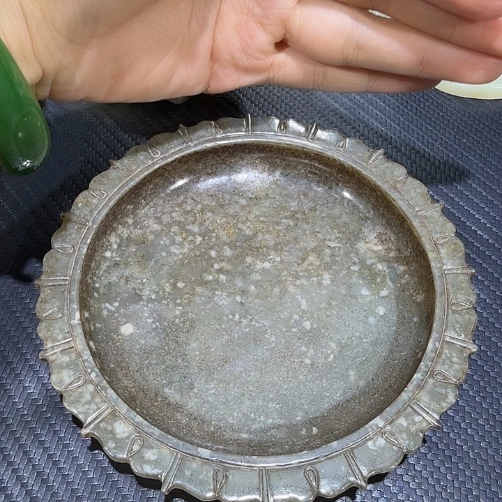 欲***都和田玉未镶嵌挂件