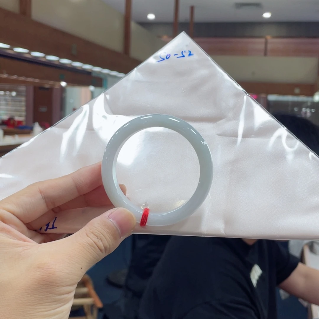 未镶嵌手镯翡翠福利