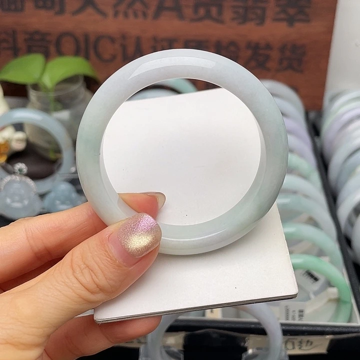 星***9翡翠未镶嵌手镯51正圈