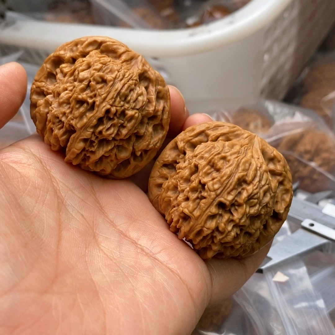 文玩核桃把件馒头南疆43尺