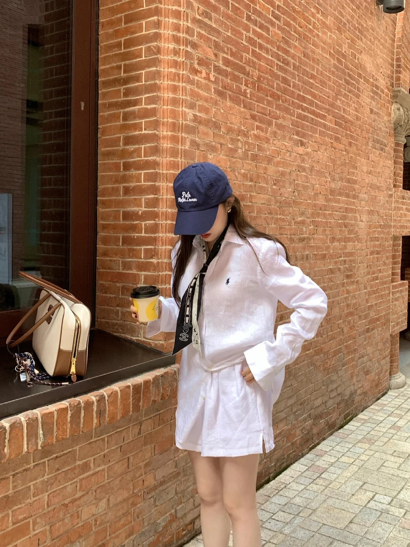 复古港风衬衫女春夏季2025新款设计感小众翻领宽松长袖小刺绣上衣