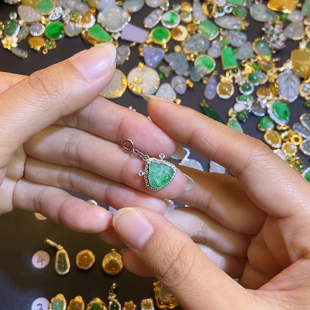 翡翠银S925镶嵌吊坠(不含链)