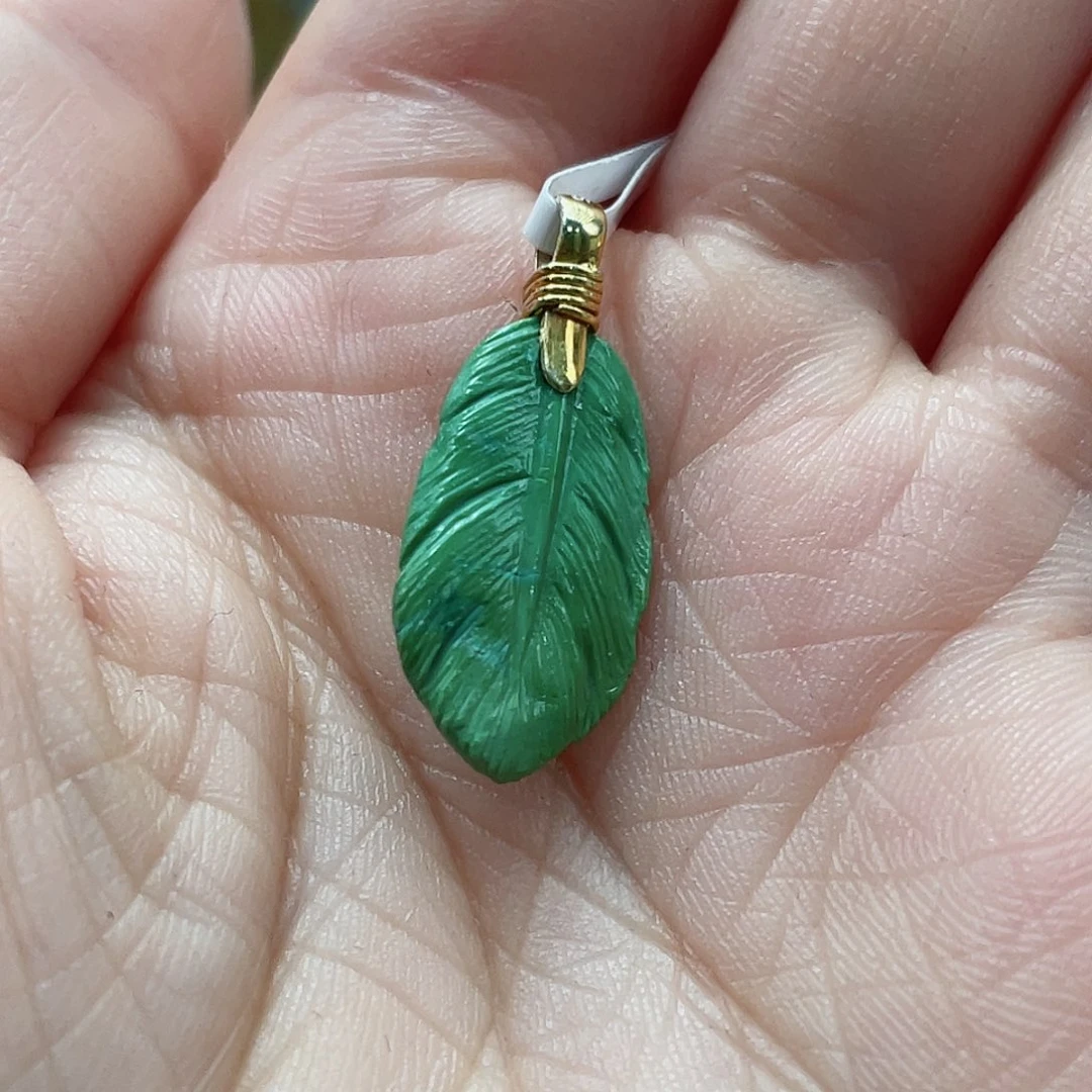 绿松石颈饰未镶嵌