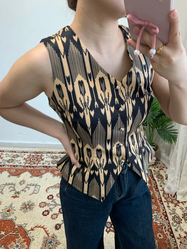 KDY·高级感修身显瘦马甲