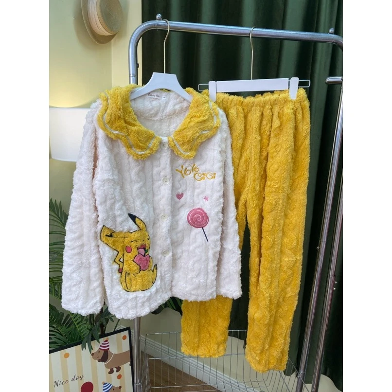 冬季法兰绒加绒加厚保暖款开衫款可爱公主领卡通皮卡丘家居服套装