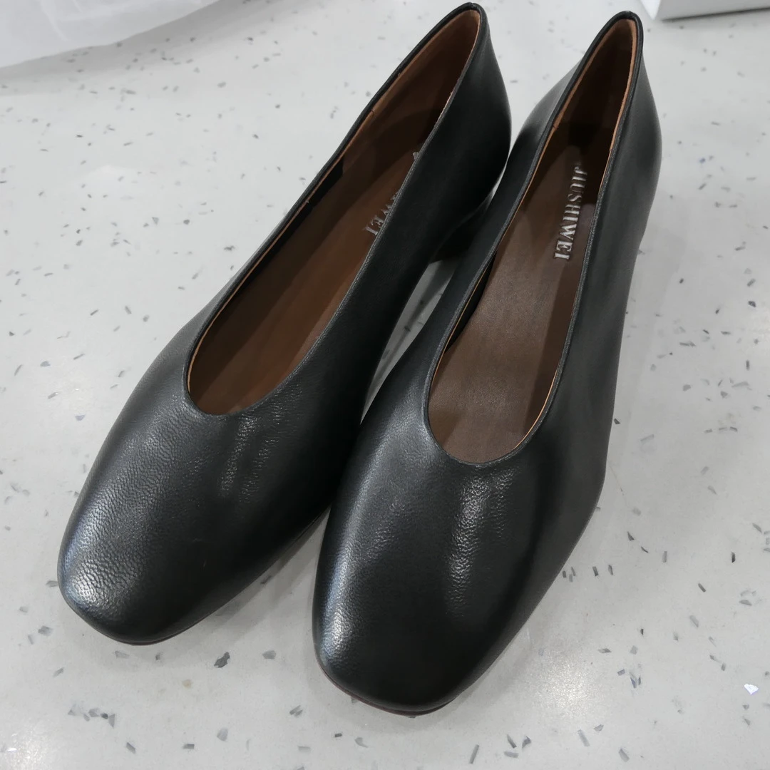 ZJ-2308-1夏季法式羊皮2.5分跟奶奶鞋