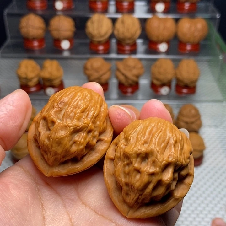 把件文玩核桃木纹桃心25