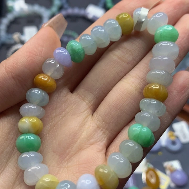 翡翠手链未镶嵌翡翠