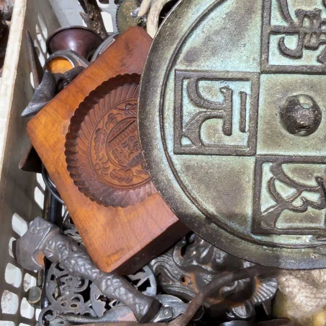 幸***者一物一图，工艺品。