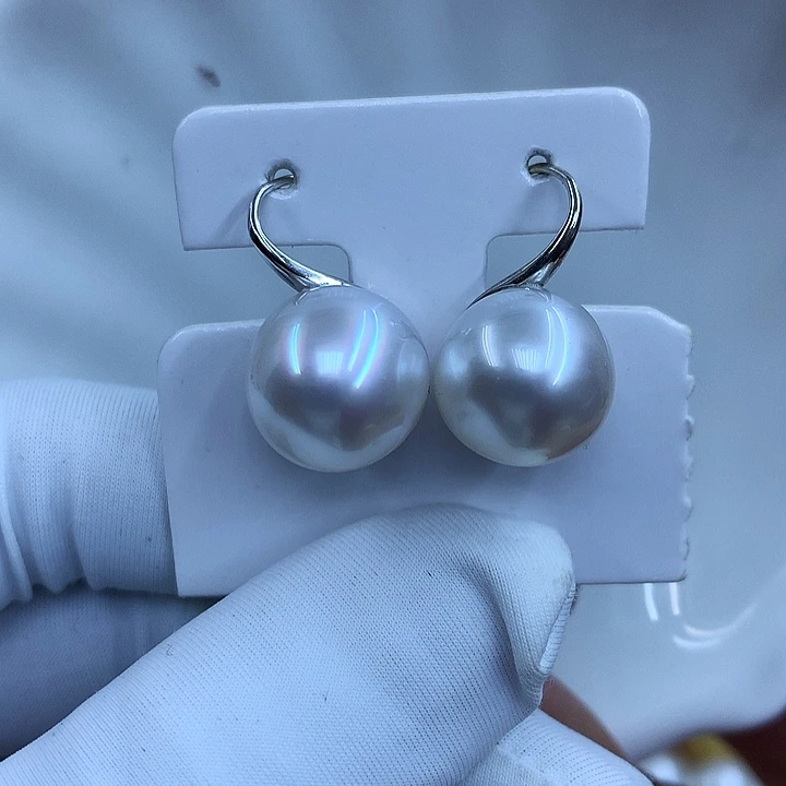 海水珍珠耳饰18K金镶嵌