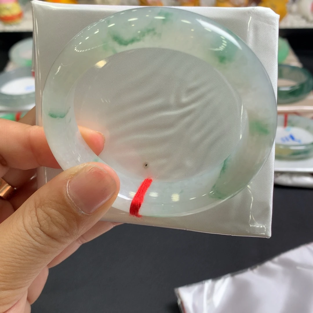 翡翠未镶嵌手镯56正圈