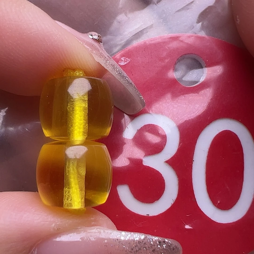 未镶嵌蜜蜡裸石微花粉9.7mm直切