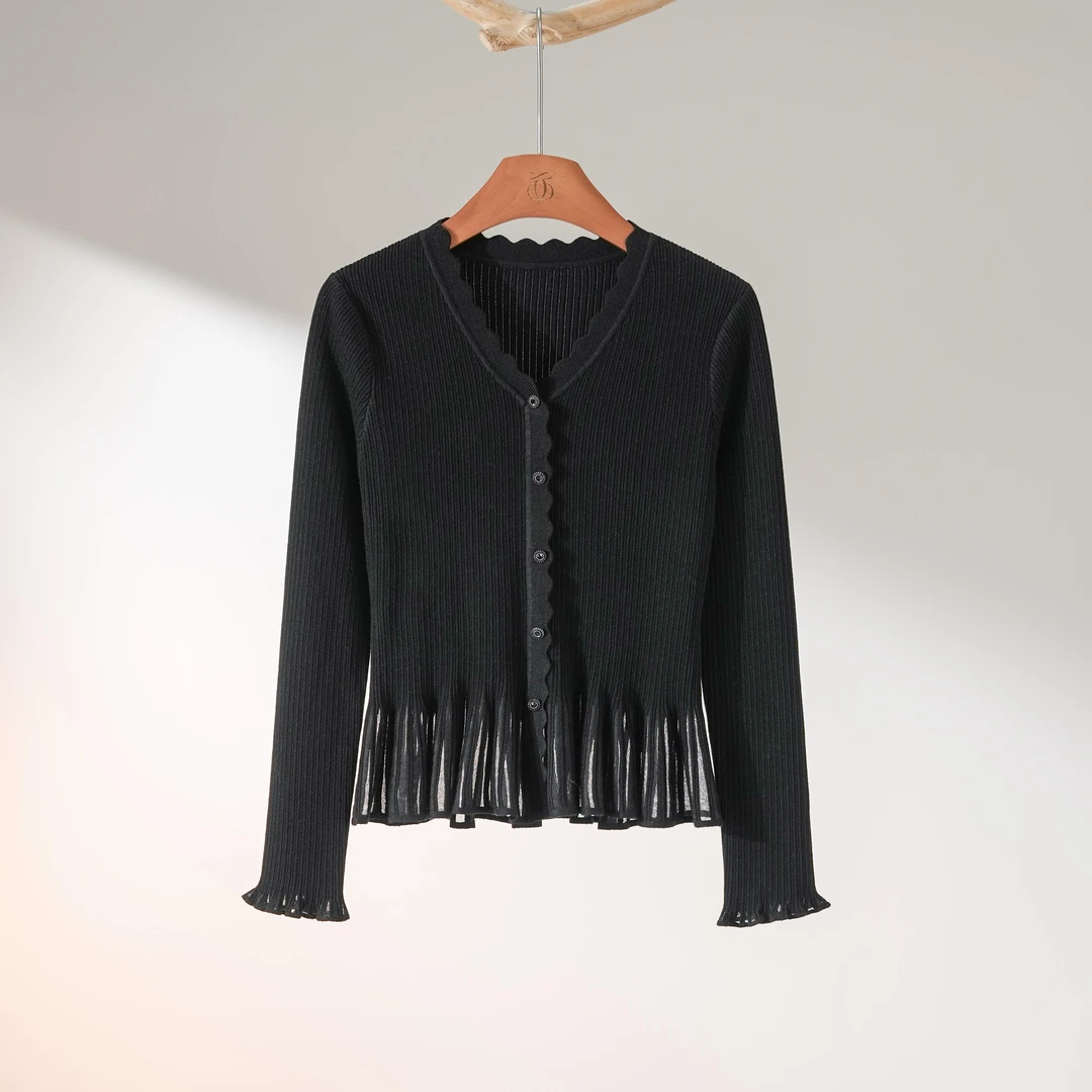 西子/【秋日心动】法式波浪V领拼网纱荷叶黑色上衣/MSXS110