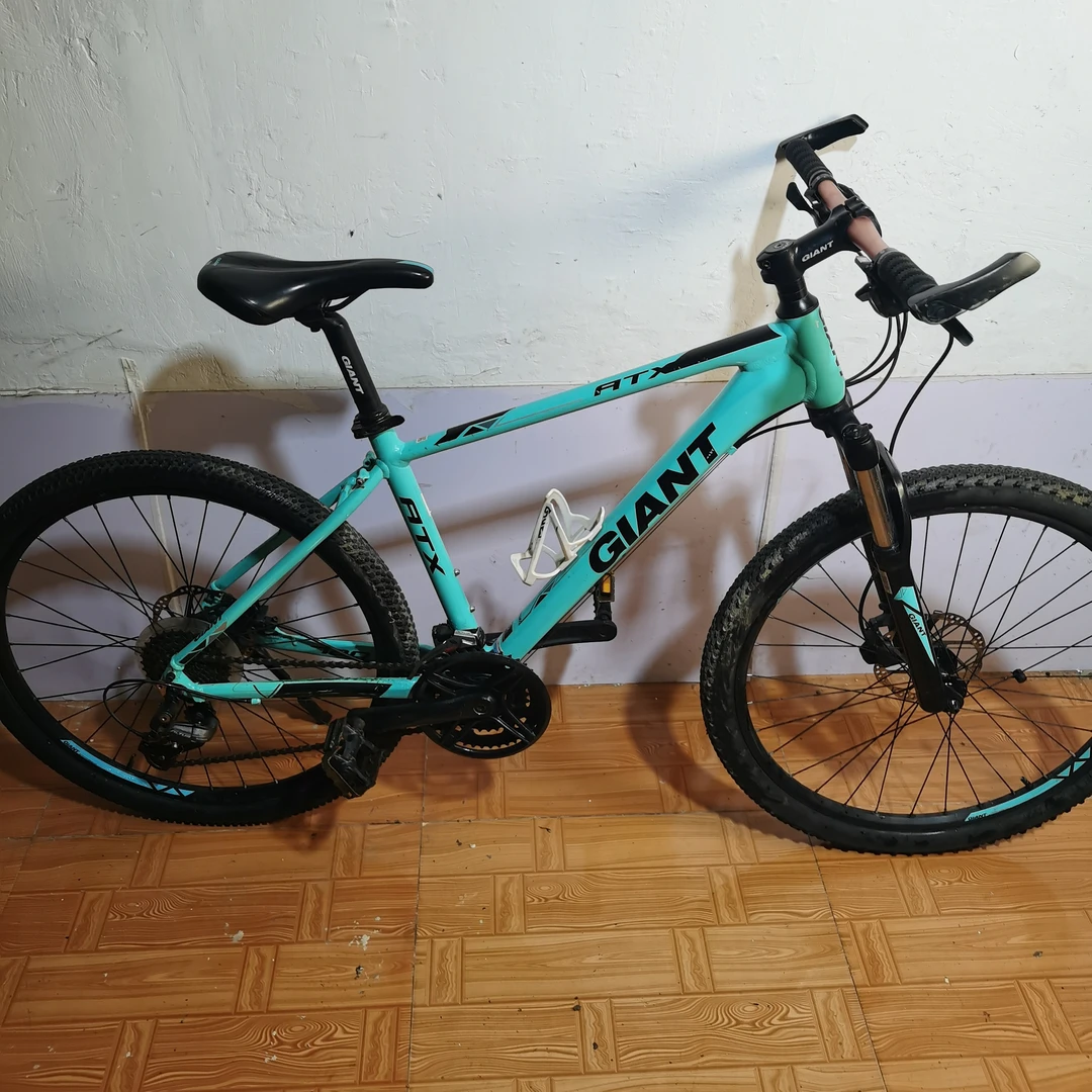 ATX720铝合金油刹山地自行车27速碟刹带减震适合身高160-180