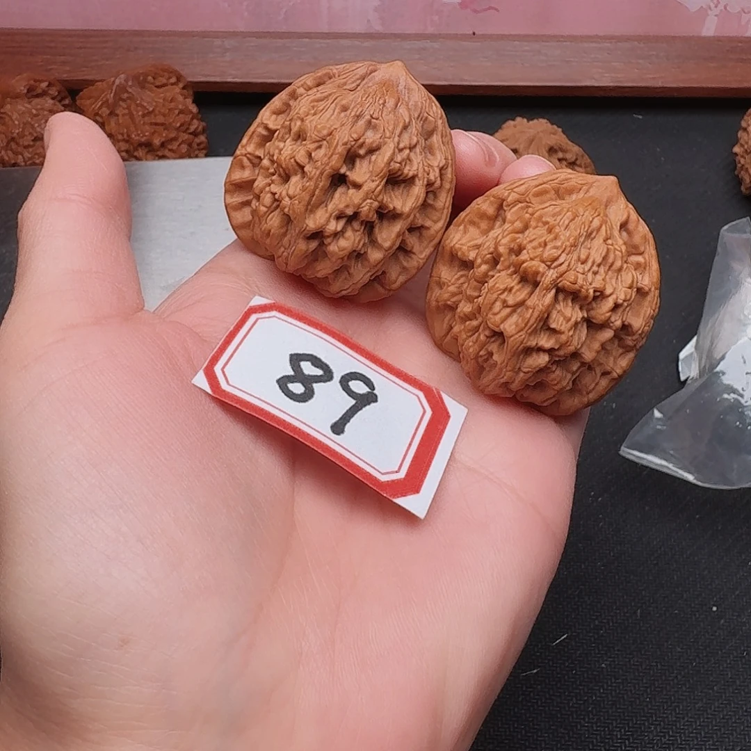 文玩核桃吊坠全品39尺虎头