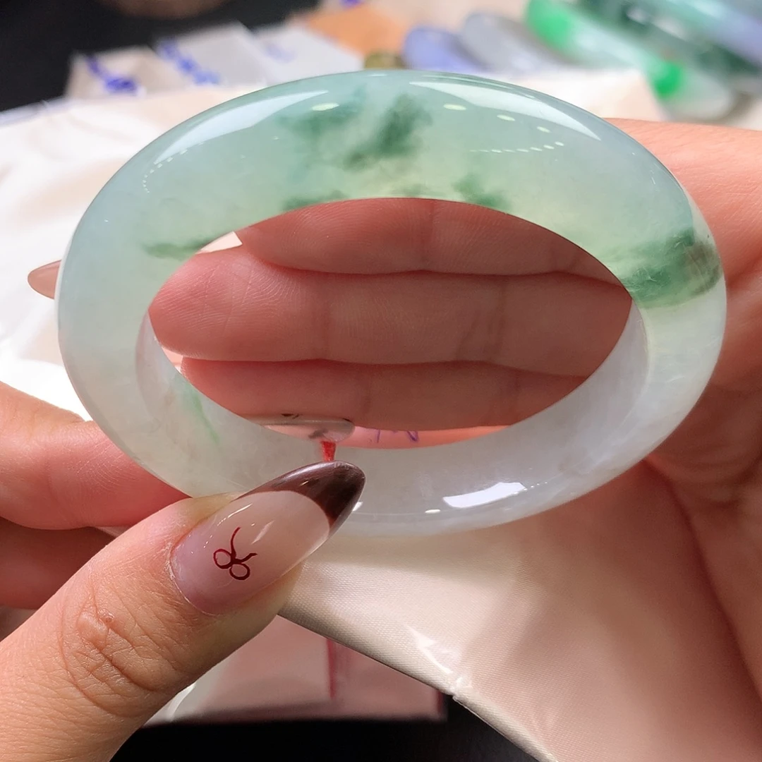 翡翠未镶嵌手镯24号