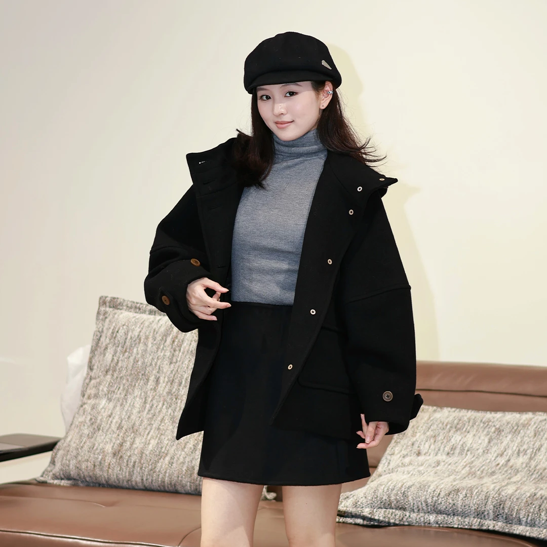 定制面料 学院风黑色连帽毛呢大衣女中长款高级感纽扣外套 -Y0581