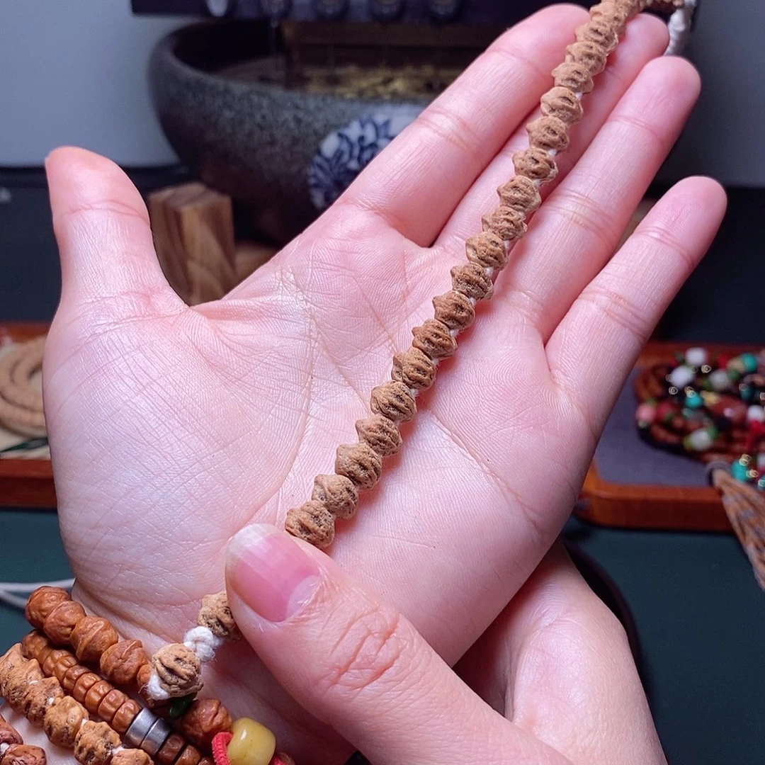 柏香籽/百香籽吊坠167.7万鬼