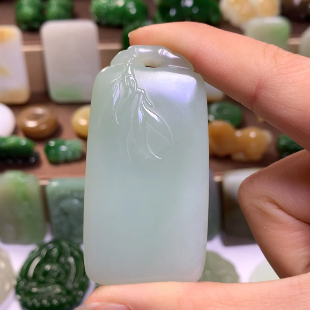 和田玉挂件未镶嵌