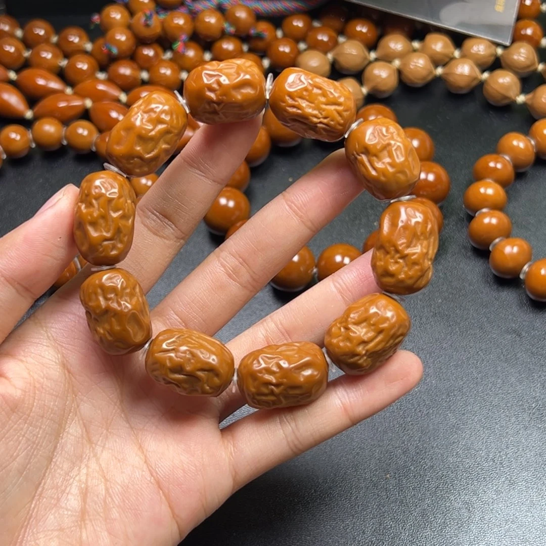 橄榄核铁核红枣串