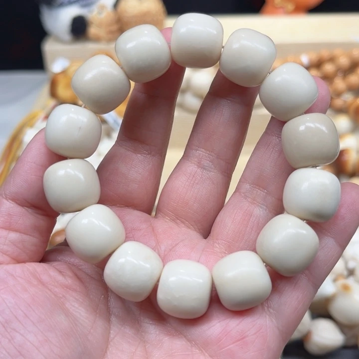 菩提根/象牙果手串小白桶珠象牙果瑕2-12-38