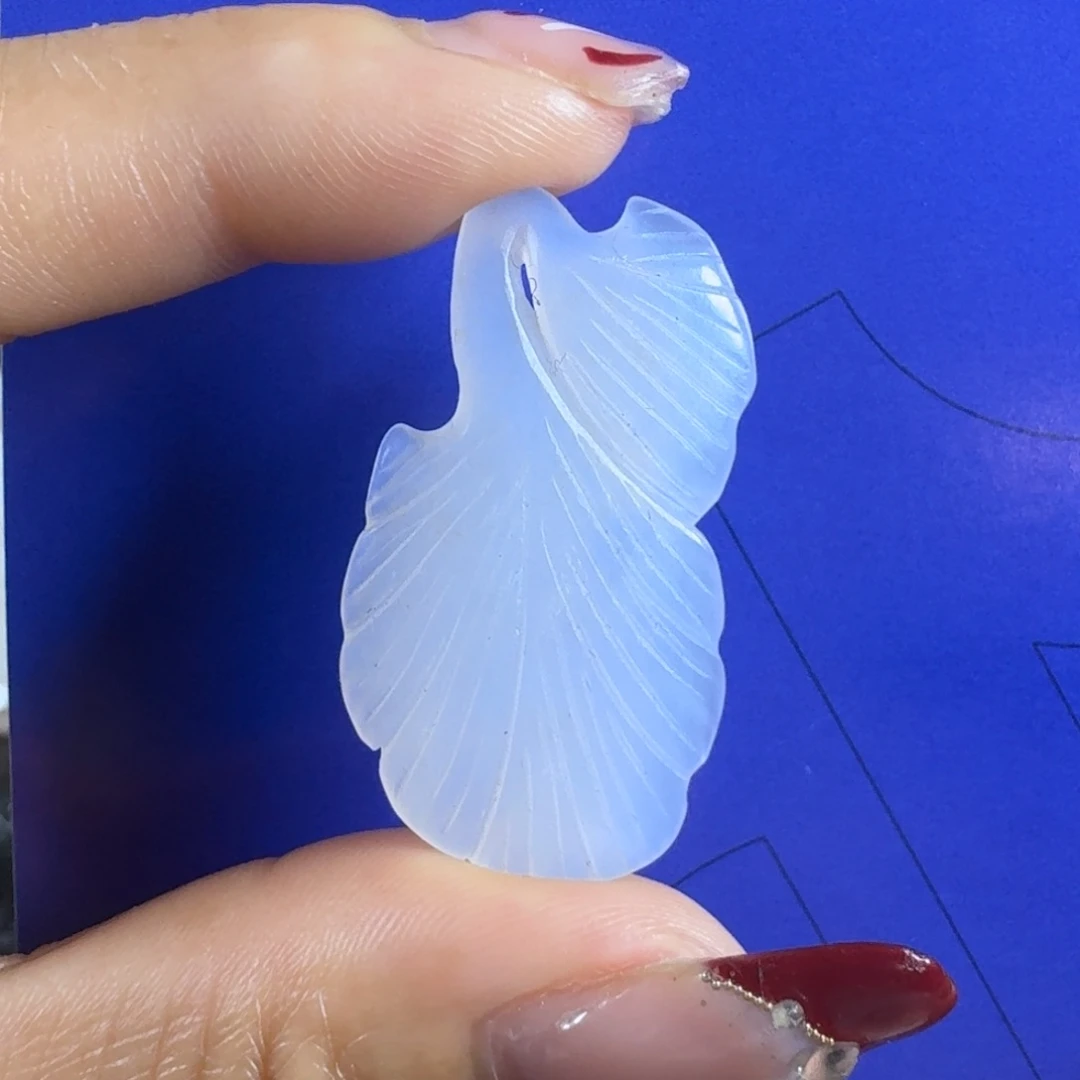 和田玉挂件未镶嵌银杏叶