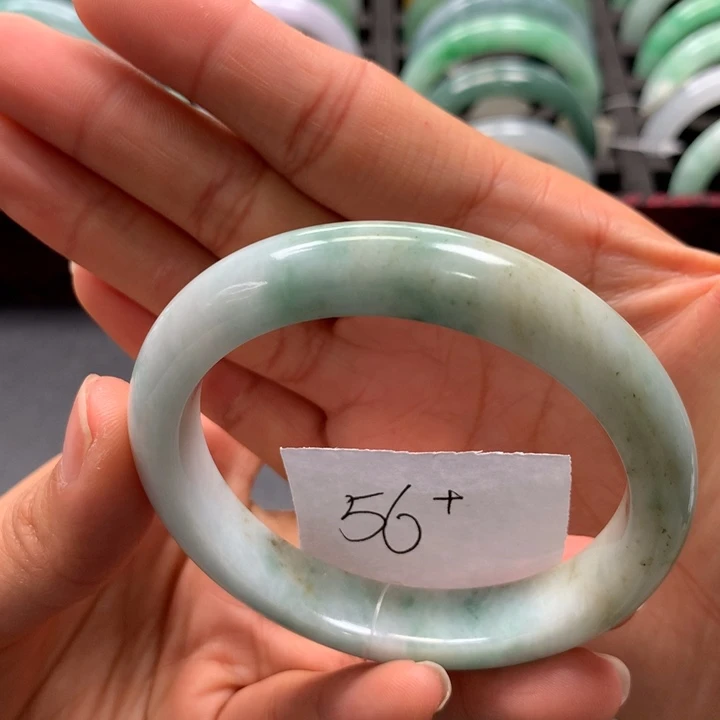 未镶嵌手镯翡翠手镯