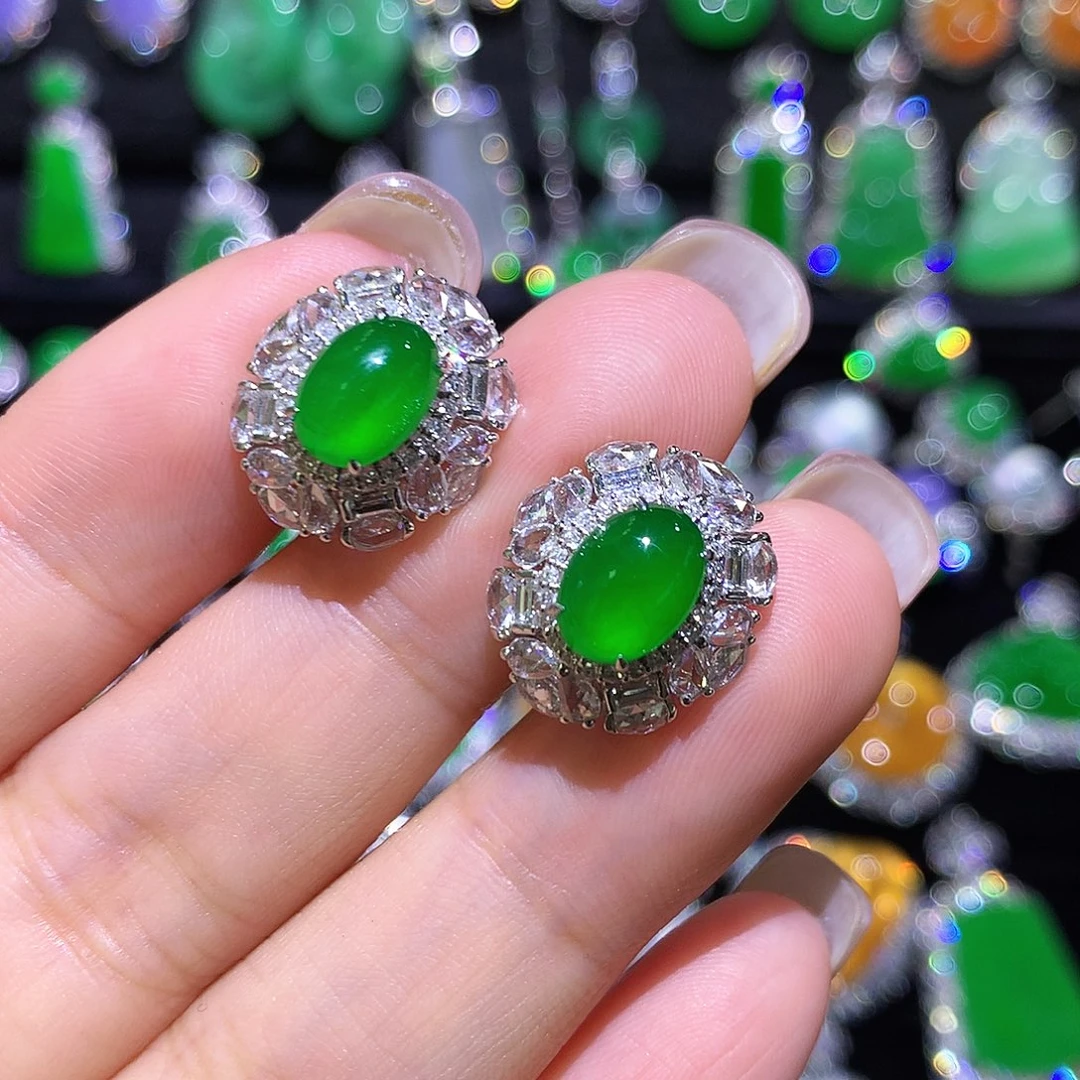 翡翠18K金镶嵌耳饰高冰满绿起光